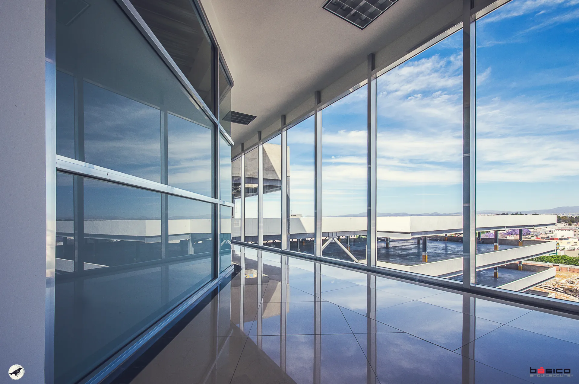 TEC 100 por Básico Arquitectura